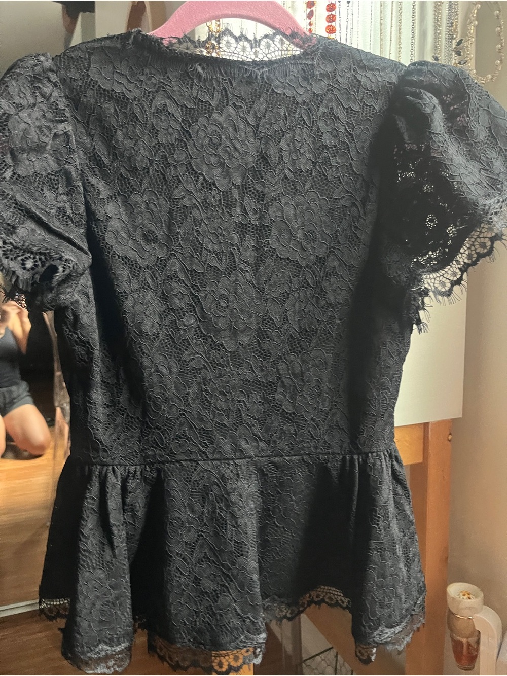 Commens V Neck Lace Peplum Short Sleeve Top - Picture 9 of 10